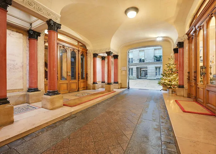 Proche De L Arc De Triomphe * 파리